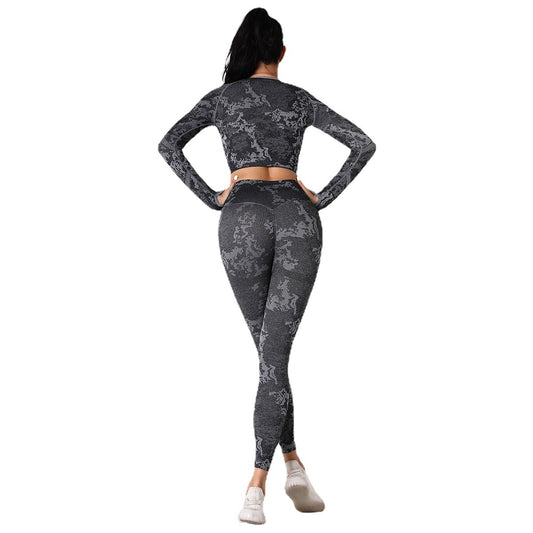 Knitted Seamless Yoga Suit
